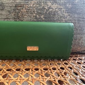 Kate Spade smooth leather wallet with scallop detail